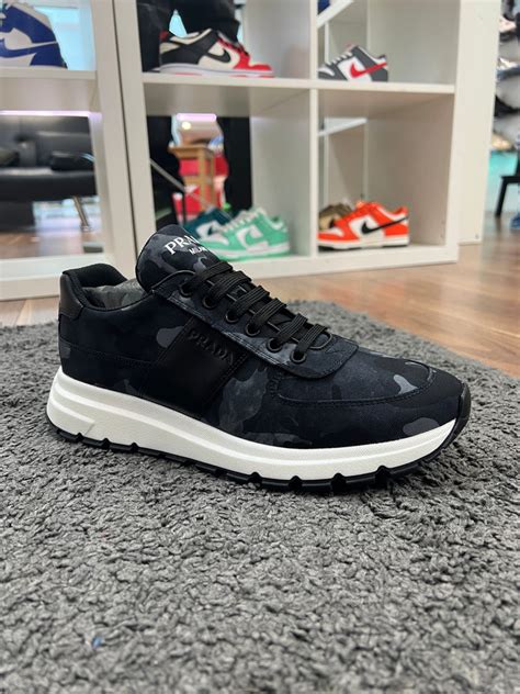 prada runners